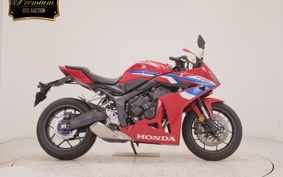 HONDA CBR650R E-Clutch 2025 RH17