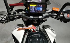 KTM 125 DUKE JPA40