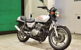 KAWASAKI GSX400F 2024