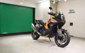 KTM 1290 SUPER ADVENTURE S 2021