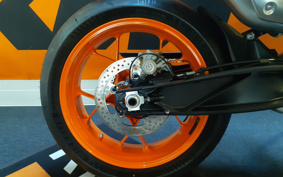 KTM 890 DUKE R TU940