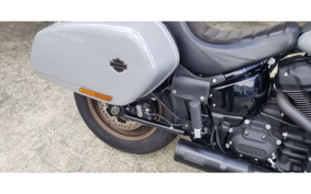 HARLEY FXLRST 2025 YXZ