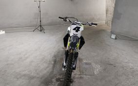 TRIUMPH TF450RC K21Z32