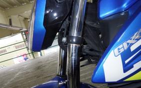 SUZUKI GIXXER 150