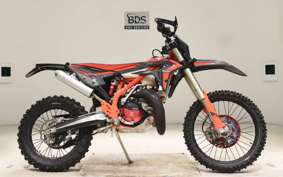 BETA クロス TRE ーナー250 2002