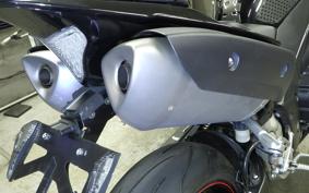 YAMAHA YZF-R1 2013