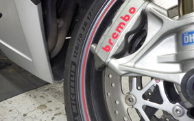 TRIUMPH DAYTONA 675 R 2016