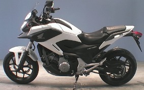 HONDA NC 700 X 2013 RC63