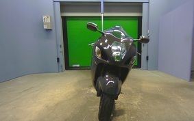 SUZUKI GSX-1300R HAYABUSA 2004 GW71A