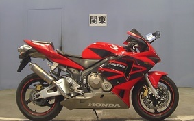 HONDA CBR600RR 2004 PC37