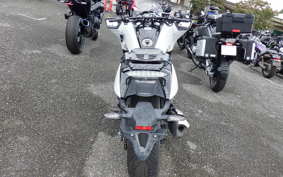 HONDA NM4 VULTUS -01 2016 RC82