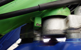 KAWASAKI KMX200 MX200A