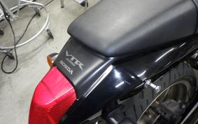 HONDA VTR 250 Gen. 2 2020 MC33