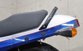 KAWASAKI GPZ900R NINJA 2003 00A097