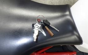 TRIUMPH DAYTONA 675 R 2013