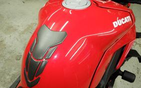 DUCATI STREETFIGHTER V4 S 2021