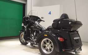 HARLEY FLHTCUTG TRIKE 2016