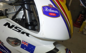 HONDA NSR250R SE 2014 MC28