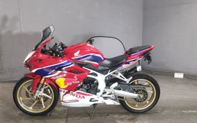 HONDA CBR250RR MC51