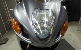 SUZUKI GSX-1300R HAYABUSA 2002