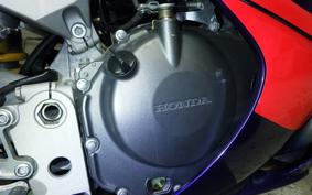 HONDA CBR900RR 3 2000