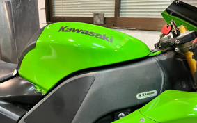 KAWASAKI NINJA ZX-10R 2004 ZXT00C