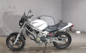 HONDA VTR 250 MC33