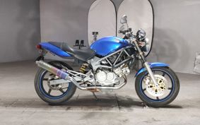 HONDA VTR 250 MC33
