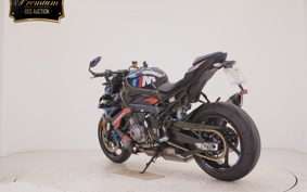 BMW M1000R 2024