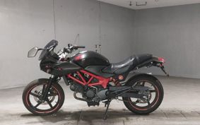 HONDA VTR 250 F MC33