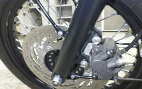 TRIUMPH BONNEVILLE SPIRIT 2015