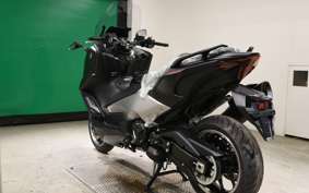 YAMAHA T-MAX 560 2026 SJ21J