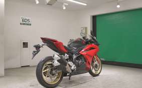 HONDA CBR250RR A 1996 MC51