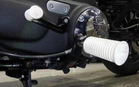 HARLEY XL883N 2013