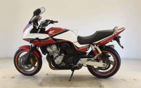HONDA CB400 SUPER BOLDOR VTEC 2008 NC42