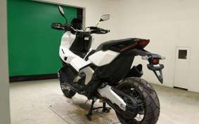 HONDA X-ADV 750 2025 RH21