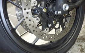 HONDA CBR650R E-Clutch 2025 RH17