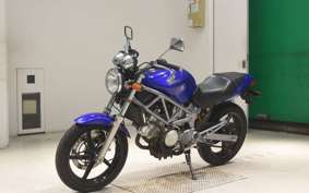 HONDA VTR 250 2013 MC33