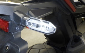 HONDA X-ADV 750 2025 RH21