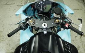YAMAHA YZF-R6 2004 CJ32C