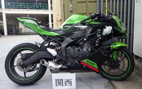 KAWASAKI ZX-25R ZX250E