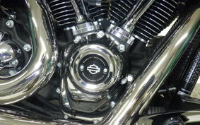 HARLEY FXBRS1870 2018