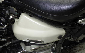 YAMAHA DRAGSTAR 1100 CLASSIC 2003 VP13J