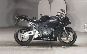 HONDA CBR1000RR 2006 SC57