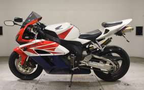 HONDA CBR1000RR 2004 SC57