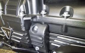 TRIUMPH ROCKET III ストームR 2025