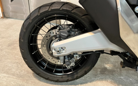 HONDA X-ADV 750 2025 RH21