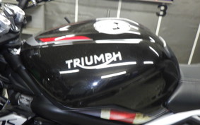 TRIUMPH STREET TRIPLE RS 2019