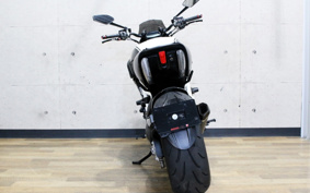 DUCATI DIAVEL 2012 G102J