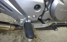SUZUKI GSR250 2023